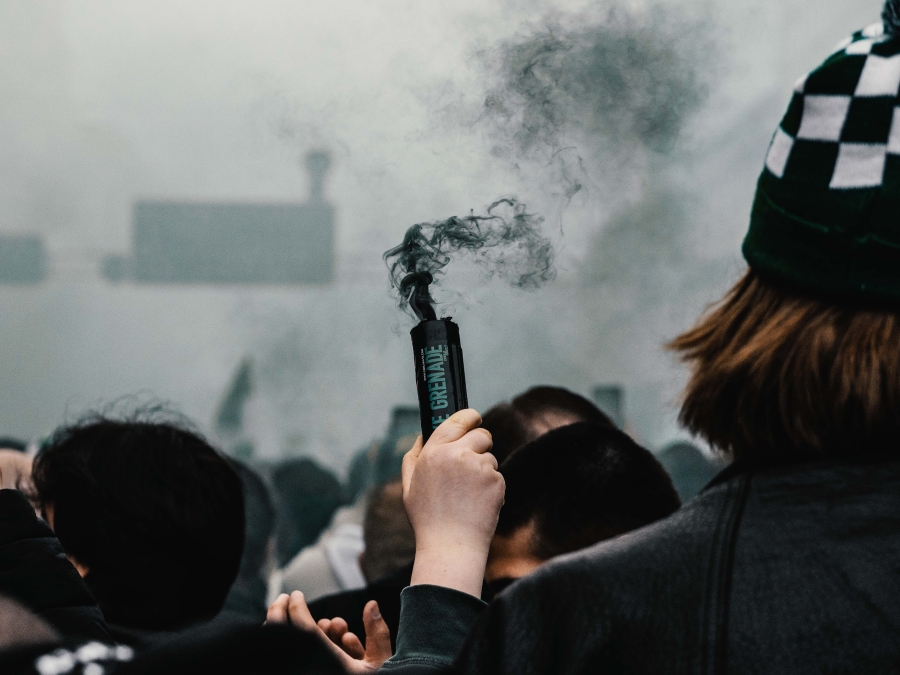 Premiärmarch 2024. Smoke